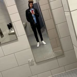 Meet your Posher, Dylan